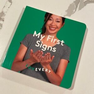 Lovevery My First Signs Book
